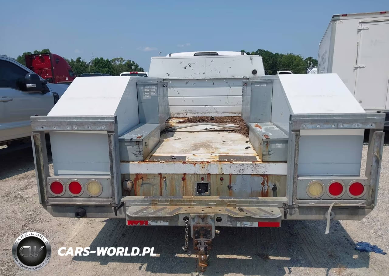 2018 Ford F-550 Chassis Xl VIN:1FDUF5GY6JEC29517 - 18