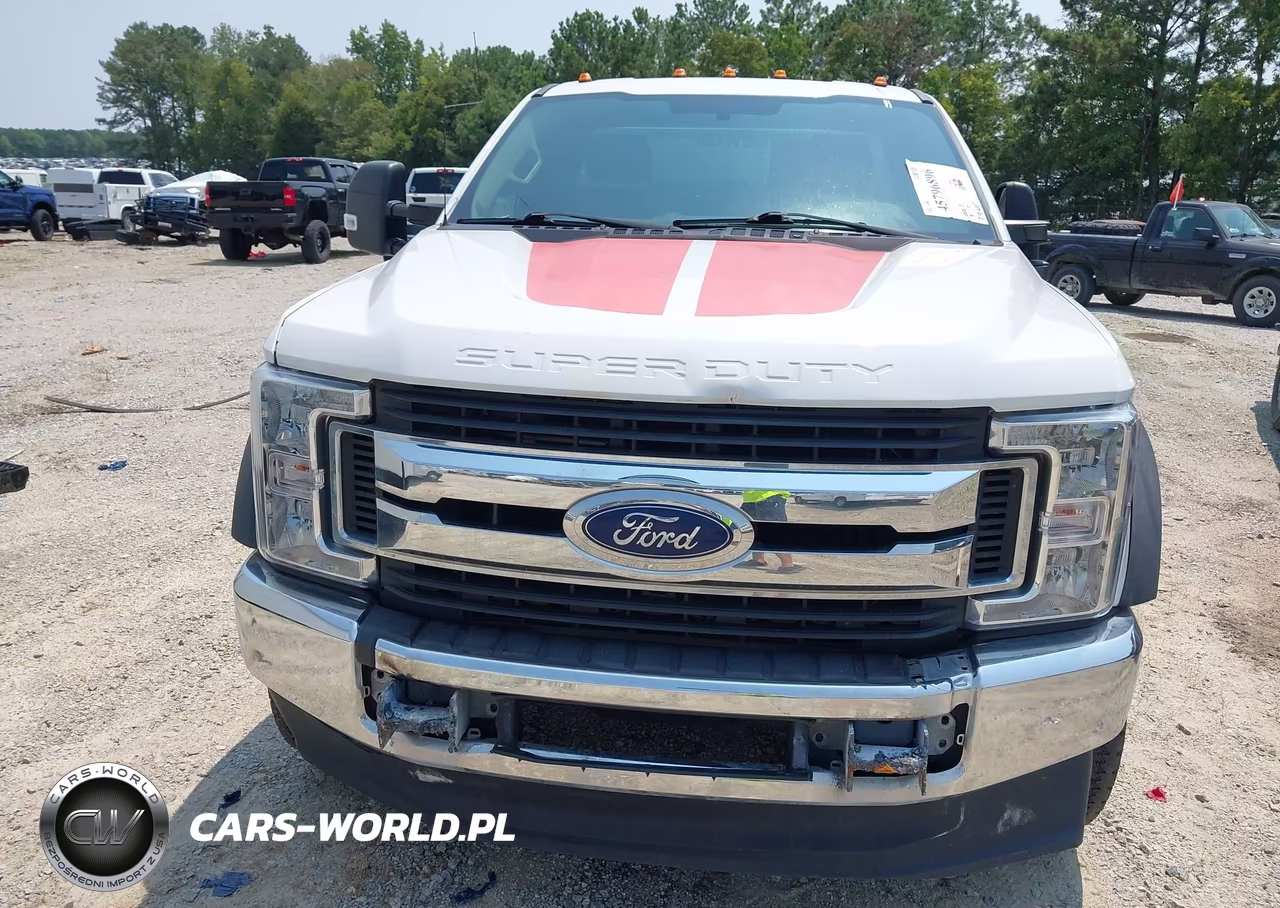 2018 Ford F-550 Chassis Xl VIN:1FDUF5GY6JEC29517 - 23