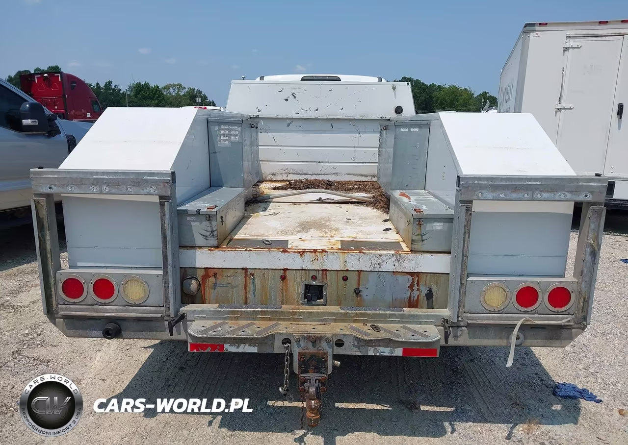2018 Ford F-550 Chassis Xl VIN:1FDUF5GY6JEC29517 - 6