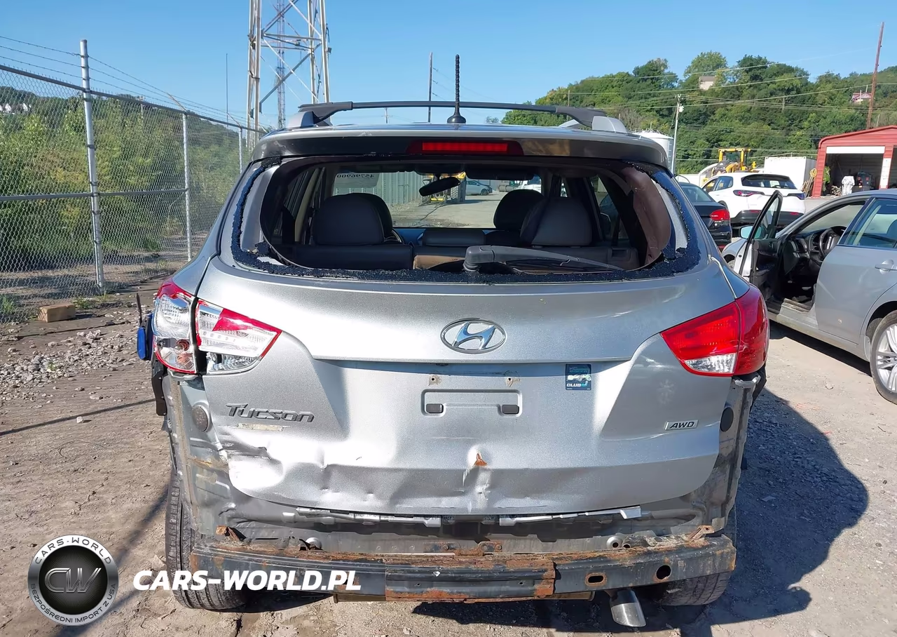 2015 Hyundai Tucson Se VIN:KM8JUCAG1FU073123 - 17