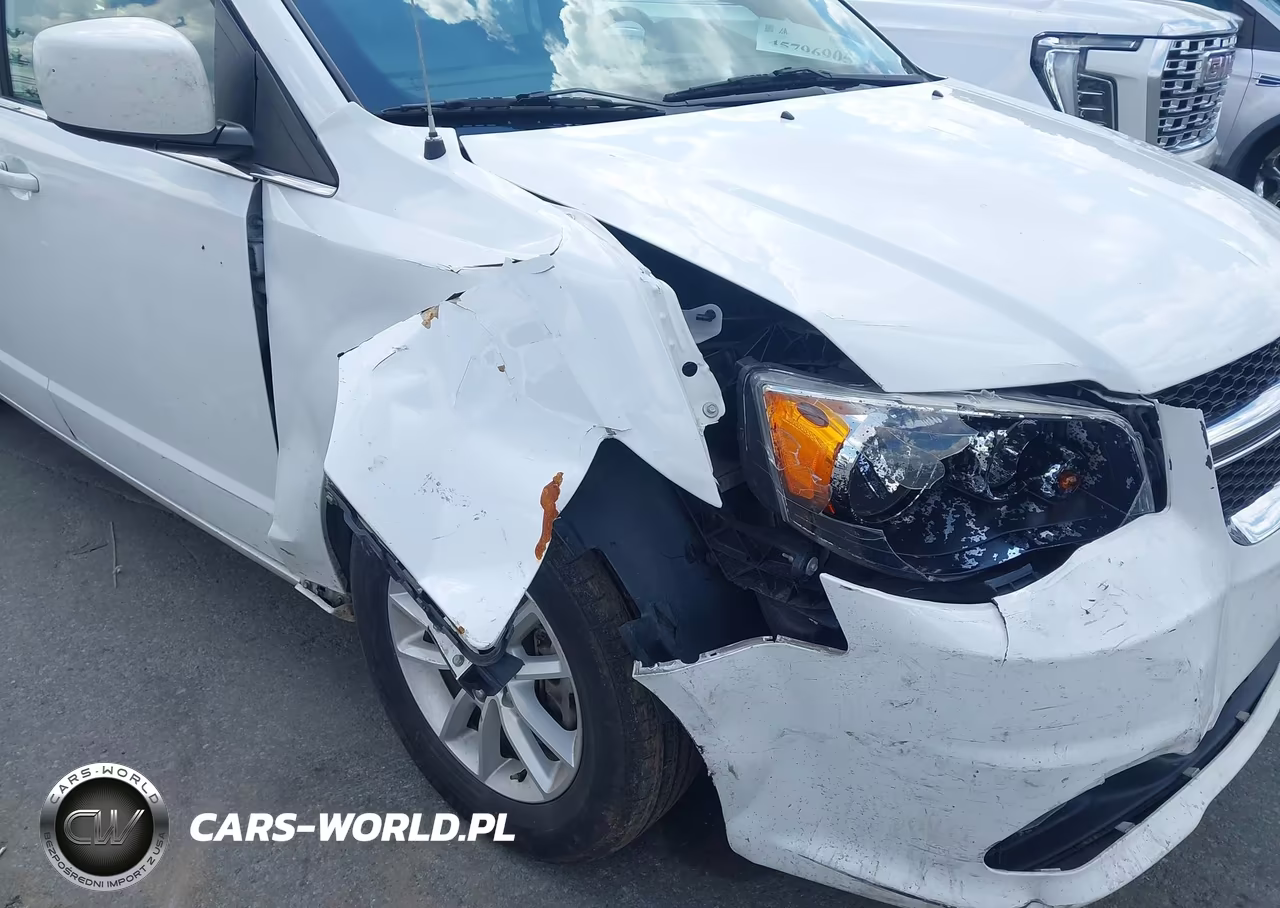 2019 Dodge Grand Caravan Sxt VIN:2C4RDGCG2KR772232 - 6