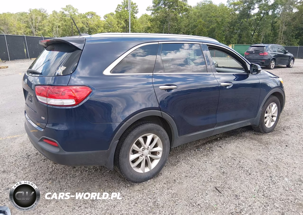 2016 Kia Sorento 2.4L Lx VIN:5XYPG4A37GG168796 - 4