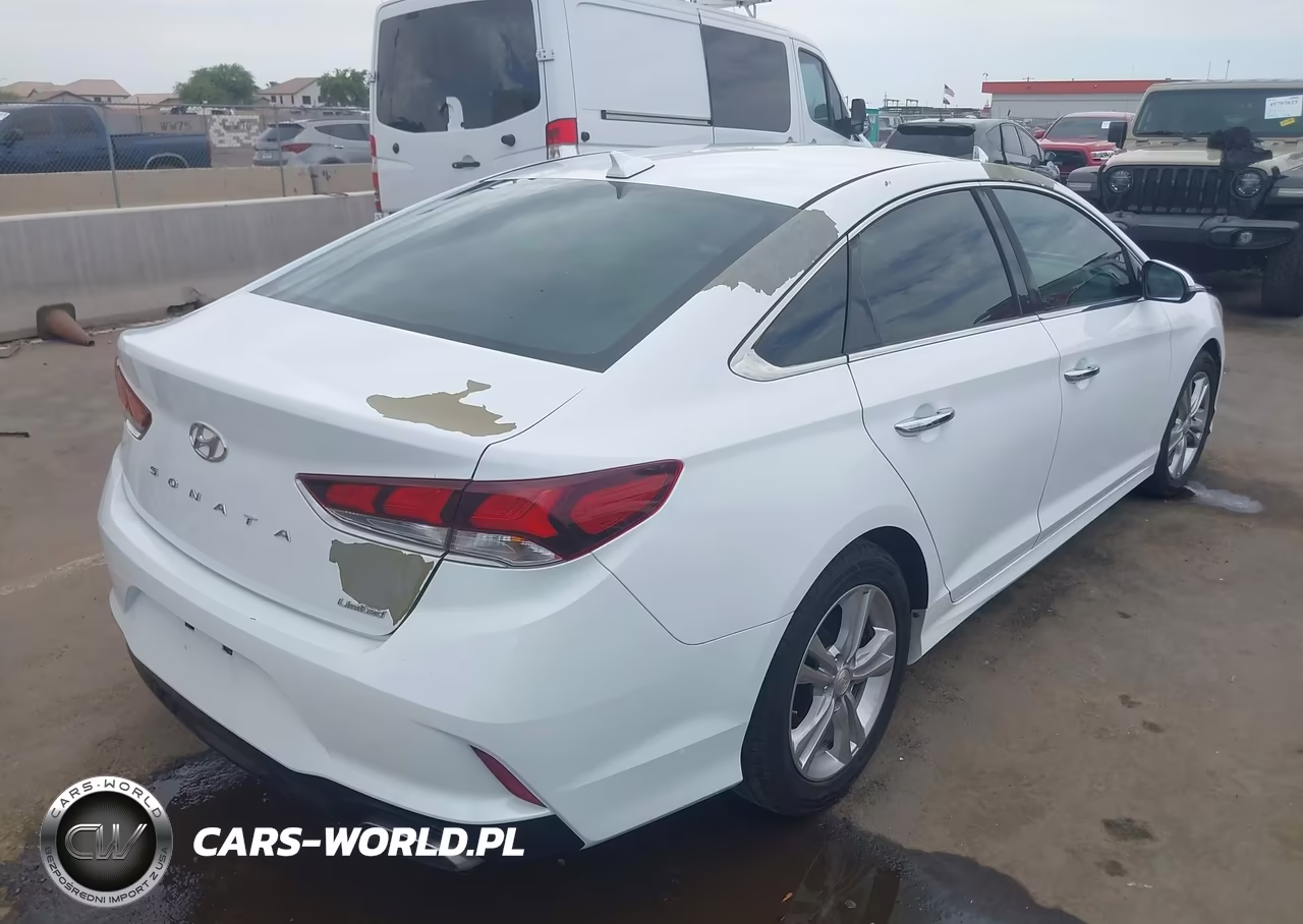 2018 Hyundai Sonata Limited VIN:5NPE34AF6JH660040 - 4