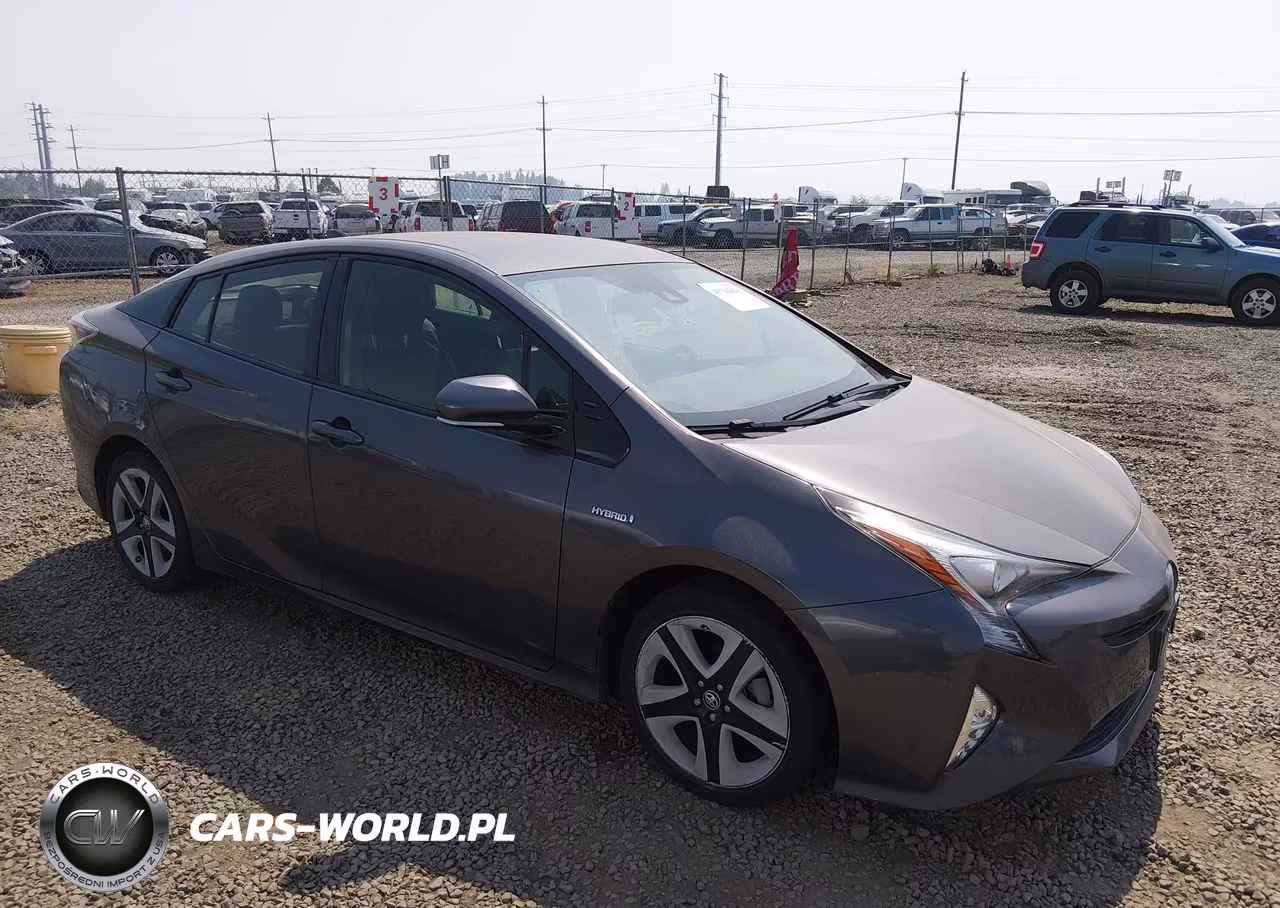2016 Toyota Prius Three Touring – zdjęcie 1 z 17