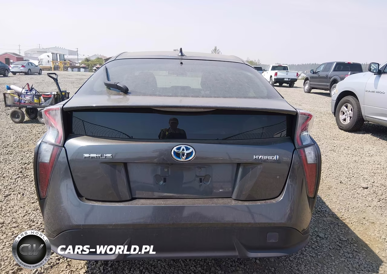 2016 Toyota Prius Three Touring VIN:JTDKARFU0G3512841 - 16