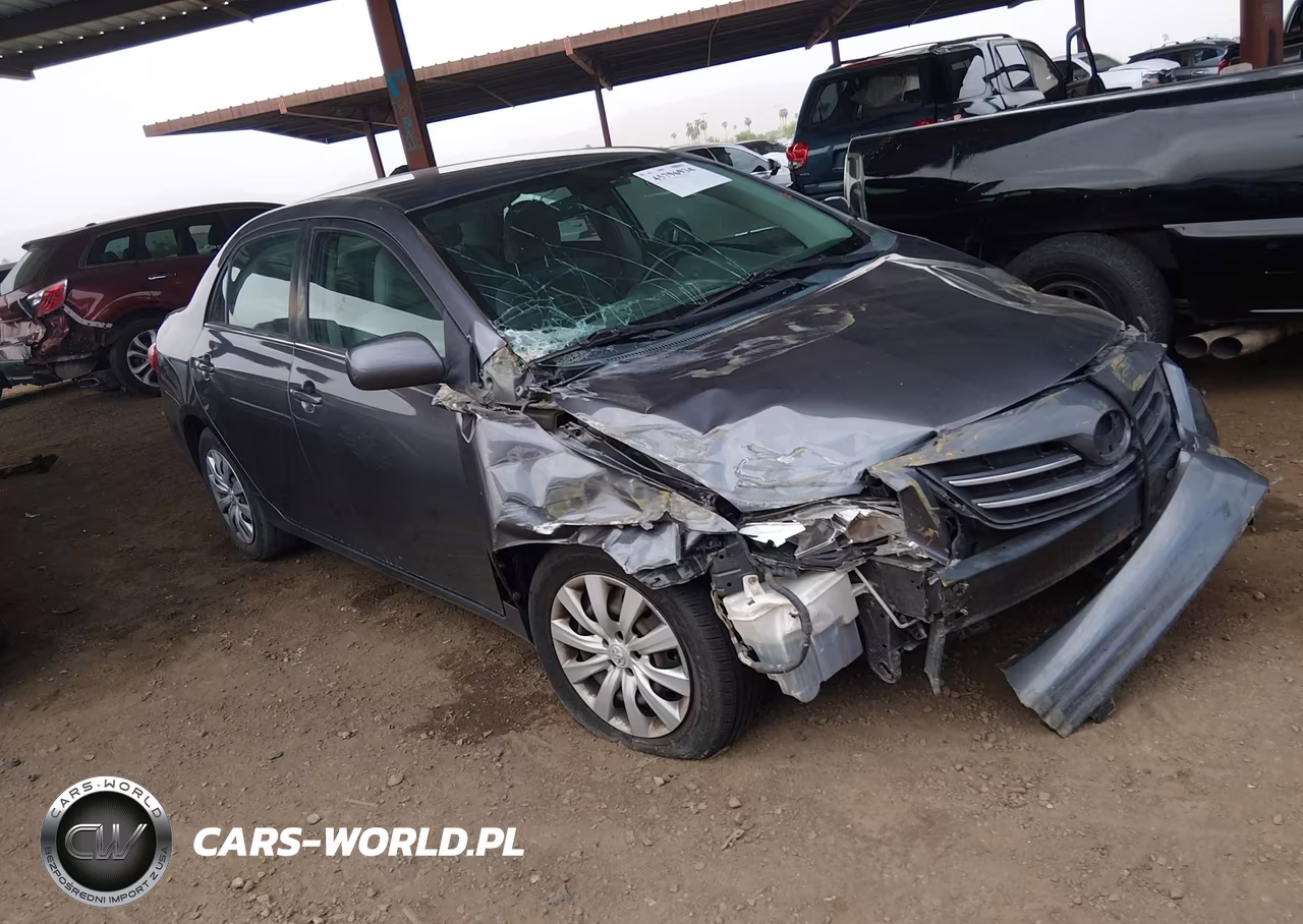2013 Toyota Corolla Le – zdjęcie 1 z 16
