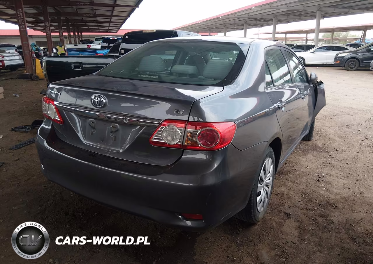 2013 Toyota Corolla Le VIN:2T1BU4EEXDC981958 - 4