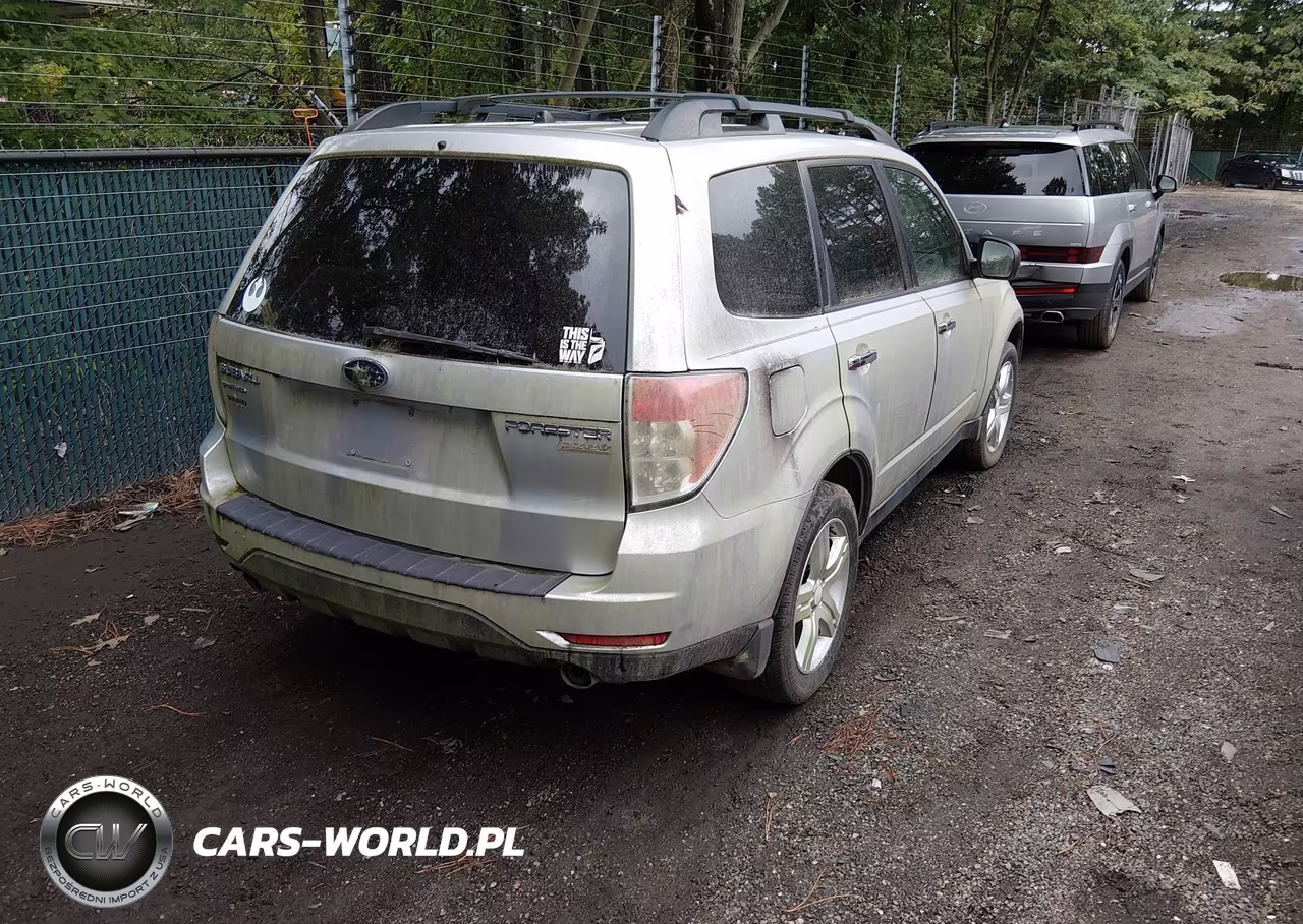 2010 Subaru Forester 2.5X Limited VIN:JF2SH6DC5AH734128 - 4