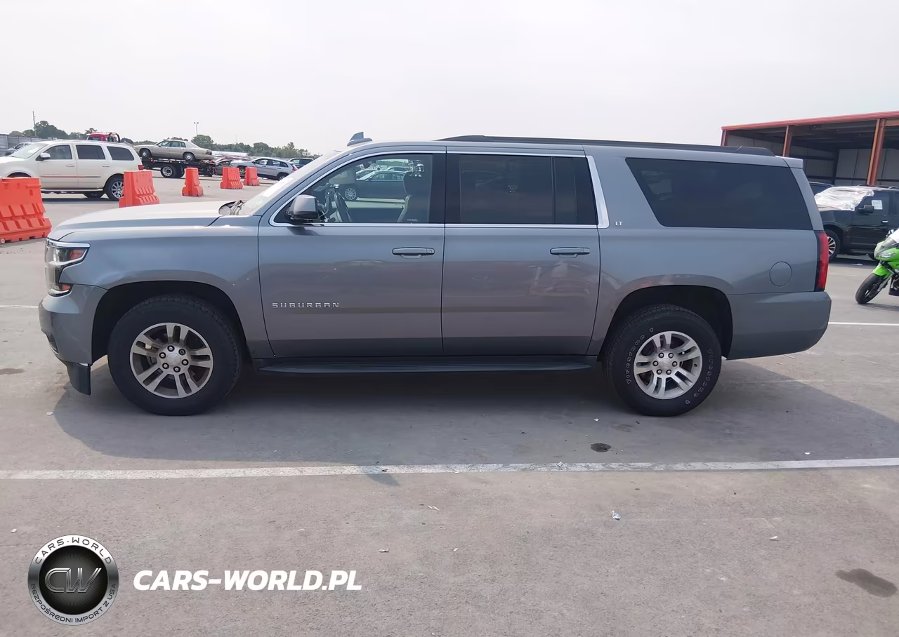 2019 Chevrolet Suburban Lt VIN:1GNSKHKC4KR331159 - 13