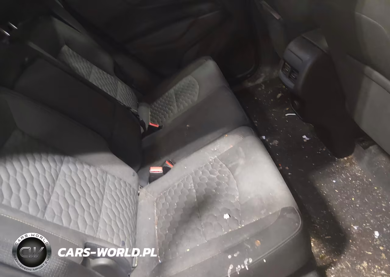 2018 Chevrolet Equinox Lt VIN:3GNAXSEV3JL389731 - 8