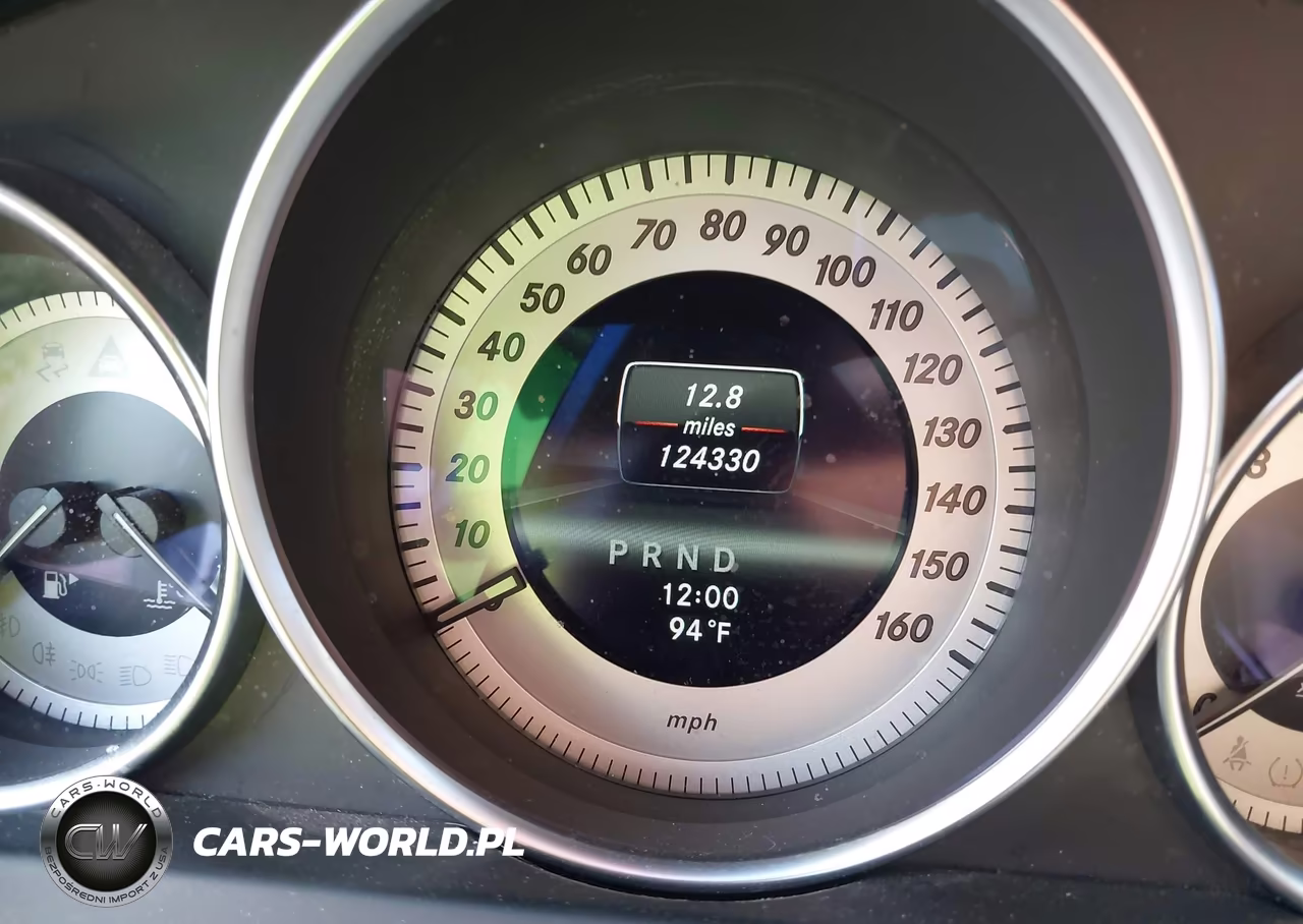 2013 Mercedes-Benz C 300 Sport 4Matic VIN:WDDGF8AB7DR241430 - 7