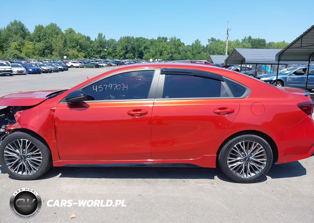 2023 Kia Forte Gt-Line VIN:3KPF54AD2PE666640 - 15