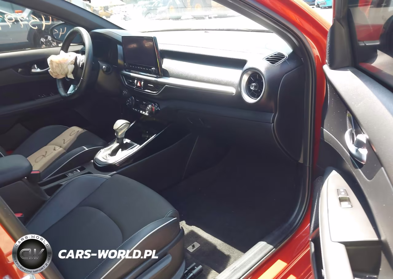2023 Kia Forte Gt-Line VIN:3KPF54AD2PE666640 - 5