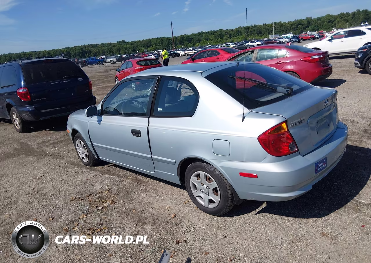 2004 Hyundai Accent Gl-Gt VIN:KMHCG35C74U292656 - 3