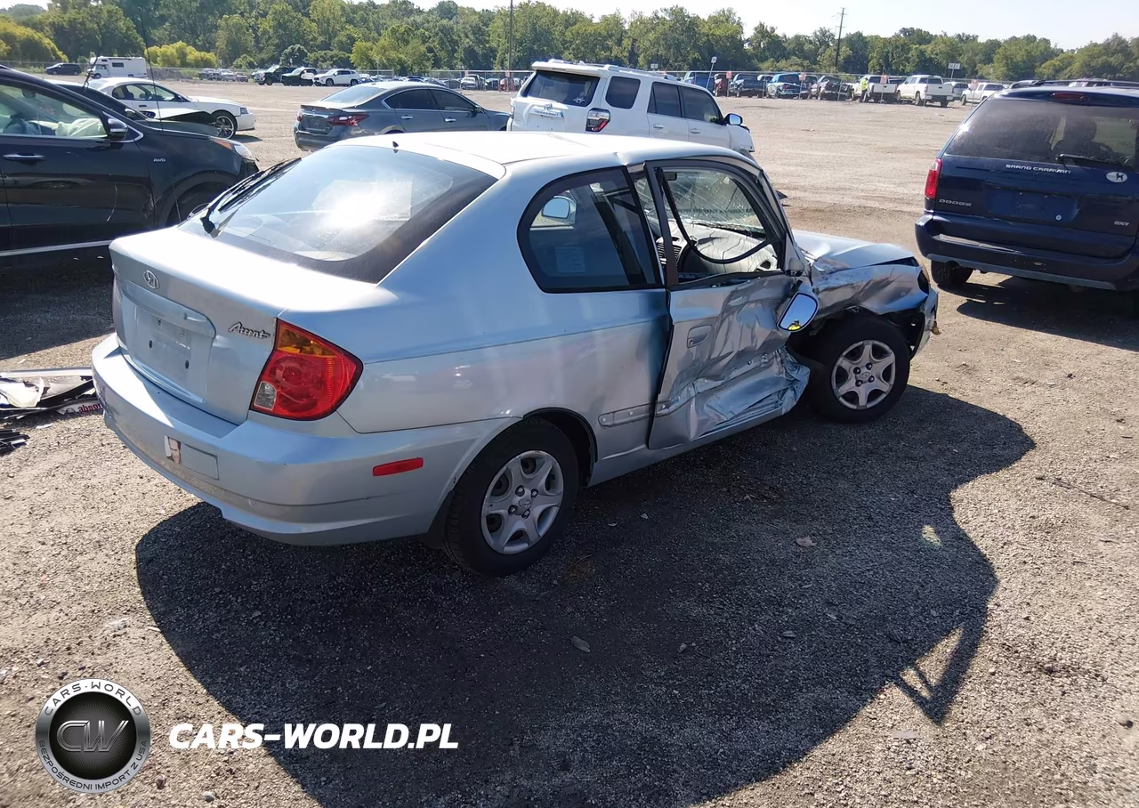 2004 Hyundai Accent Gl-Gt VIN:KMHCG35C74U292656 - 4