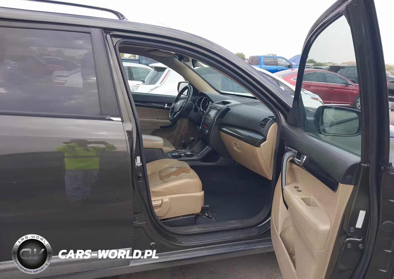 2011 Kia Sorento Ex V6 VIN:5XYKU4A26BG143973 - 5