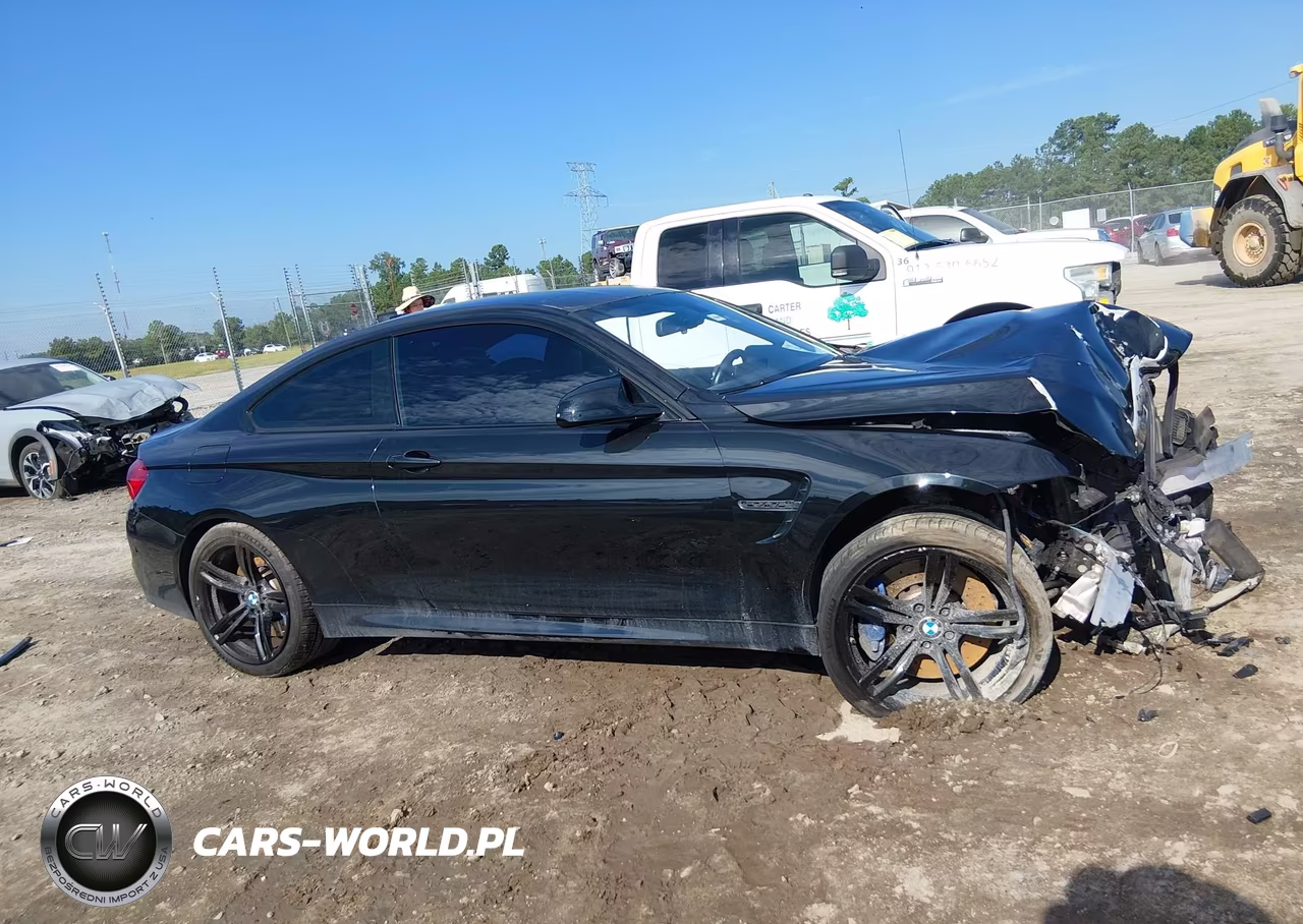 2016 BMW M4 VIN:WBS3R9C55GK335650 - 14