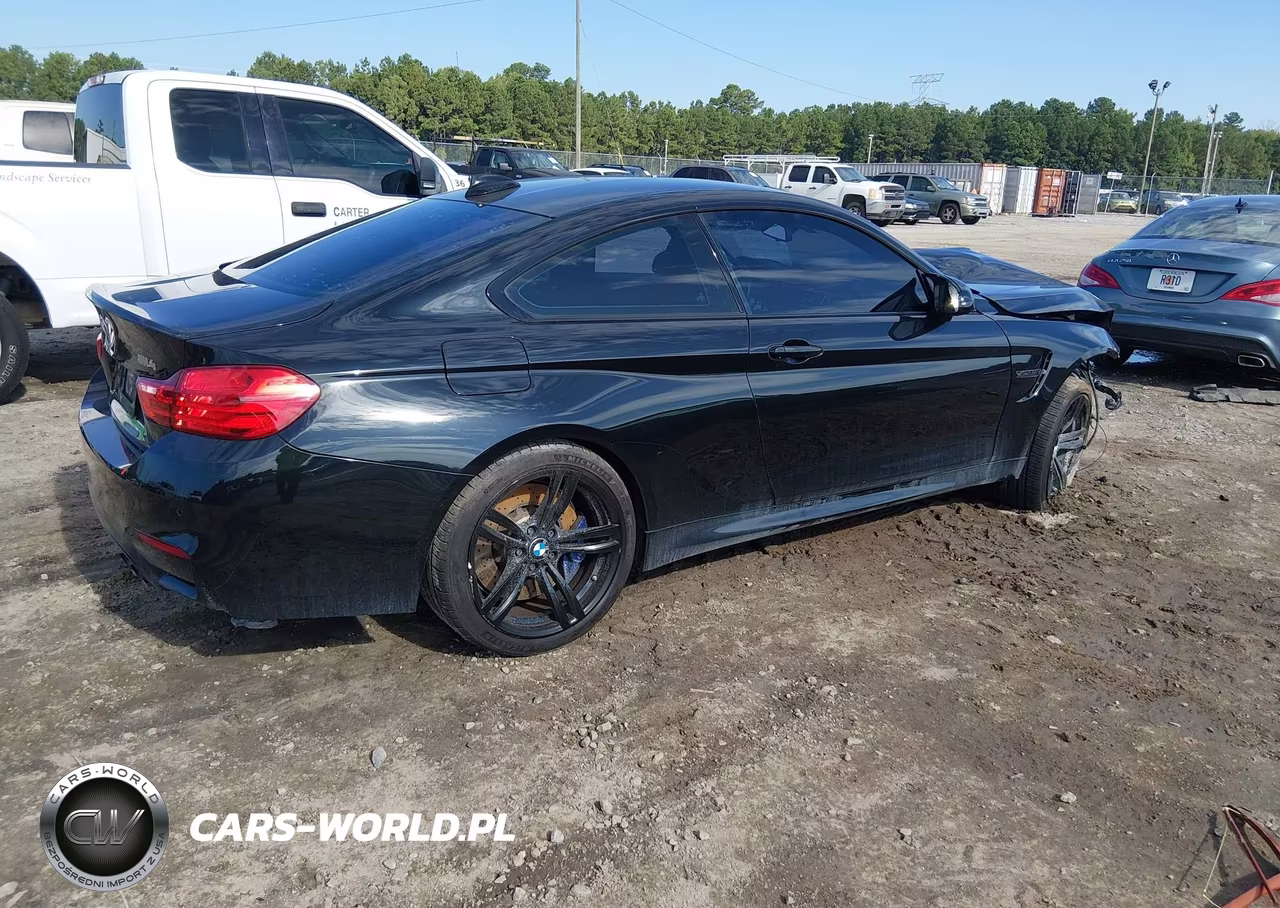2016 BMW M4 VIN:WBS3R9C55GK335650 - 4