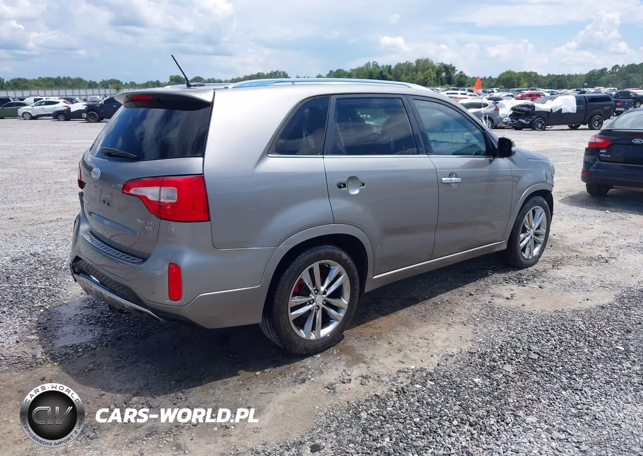 2014 Kia Sorento Limited V6 VIN:5XYKW4A73EG476397 - 4