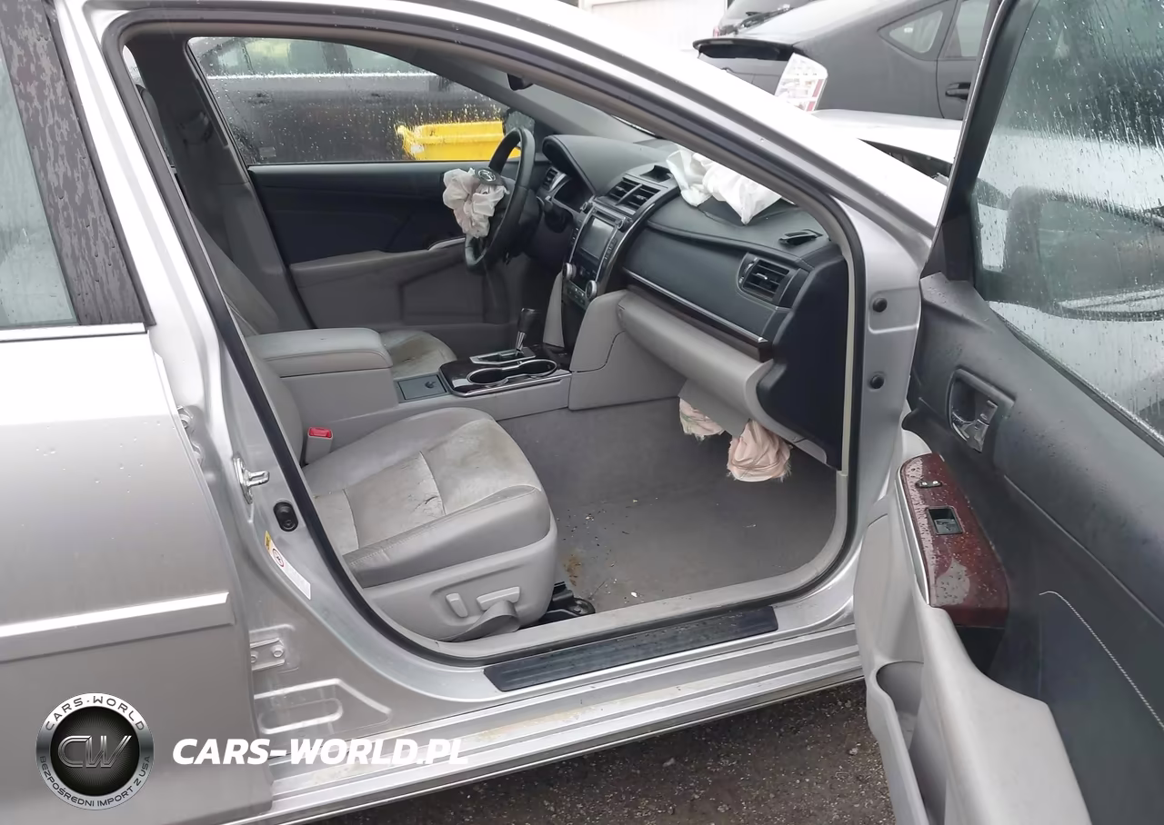 2014 Toyota Camry Xle VIN:4T4BF1FK6ER439355 - 5