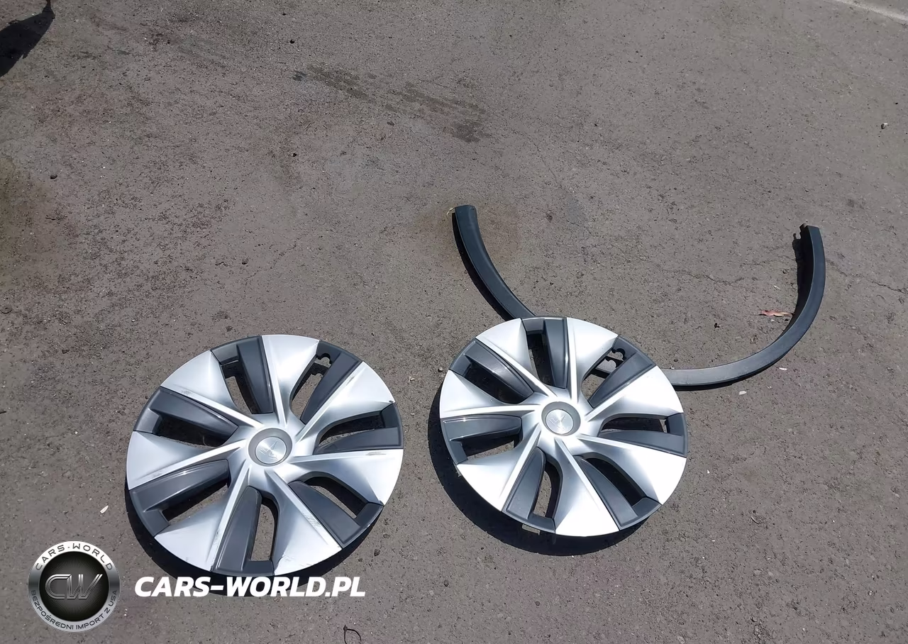 2021 Tesla Model Y Long Range Dual Motor All-Wheel Drive VIN:5YJYGAEEXMF243752 - 11