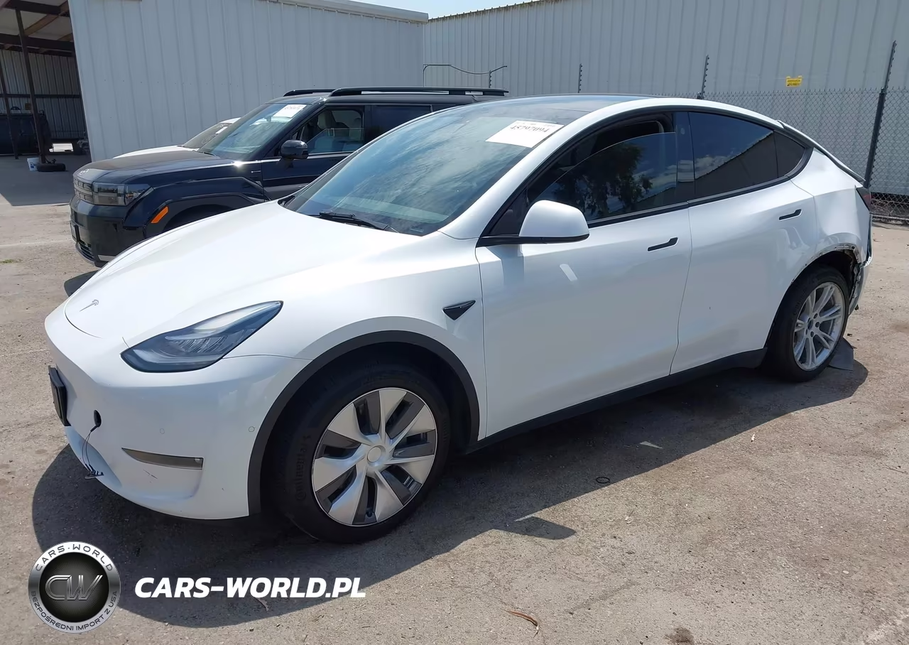2021 Tesla Model Y Long Range Dual Motor All-Wheel Drive VIN:5YJYGAEEXMF243752 - 2