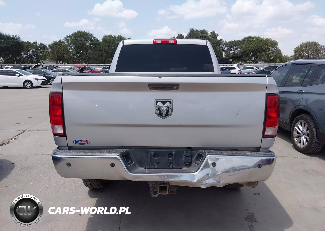 2016 Ram 2500 Tradesman VIN:3C6UR4CJ6GG286064 - 16