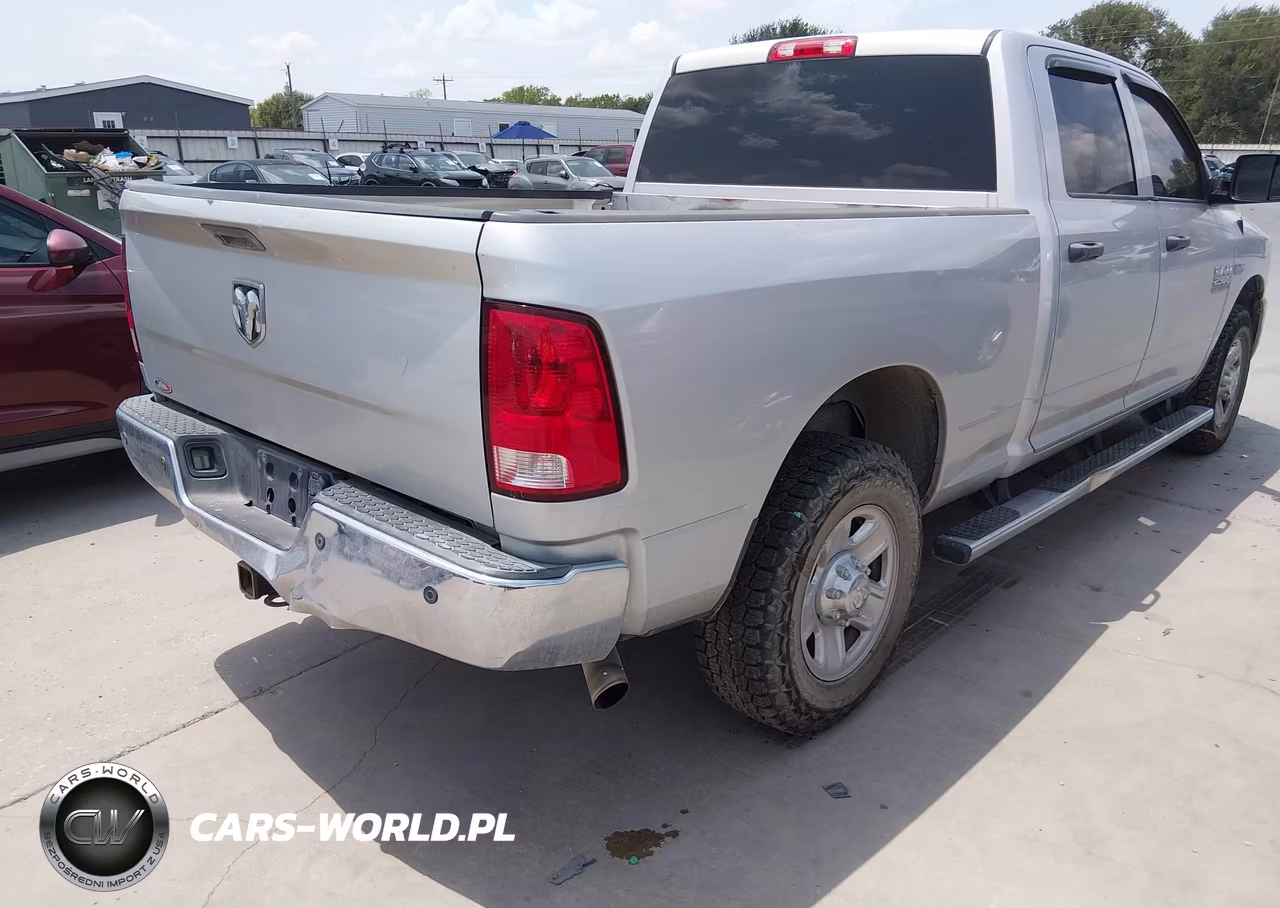 2016 Ram 2500 Tradesman VIN:3C6UR4CJ6GG286064 - 4