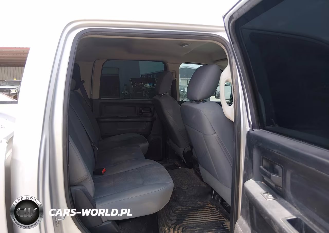 2016 Ram 2500 Tradesman VIN:3C6UR4CJ6GG286064 - 8