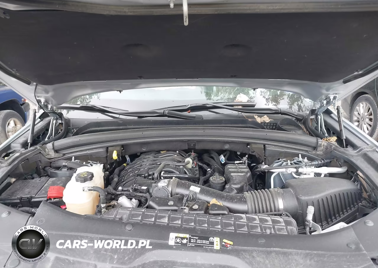 2025 Jeep Grand Cherokee Altitude 4X4 VIN:1C4RJHAG0S8703245 - 10