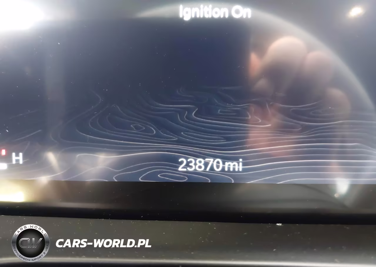 2025 Jeep Grand Cherokee Altitude 4X4 VIN:1C4RJHAG0S8703245 - 15