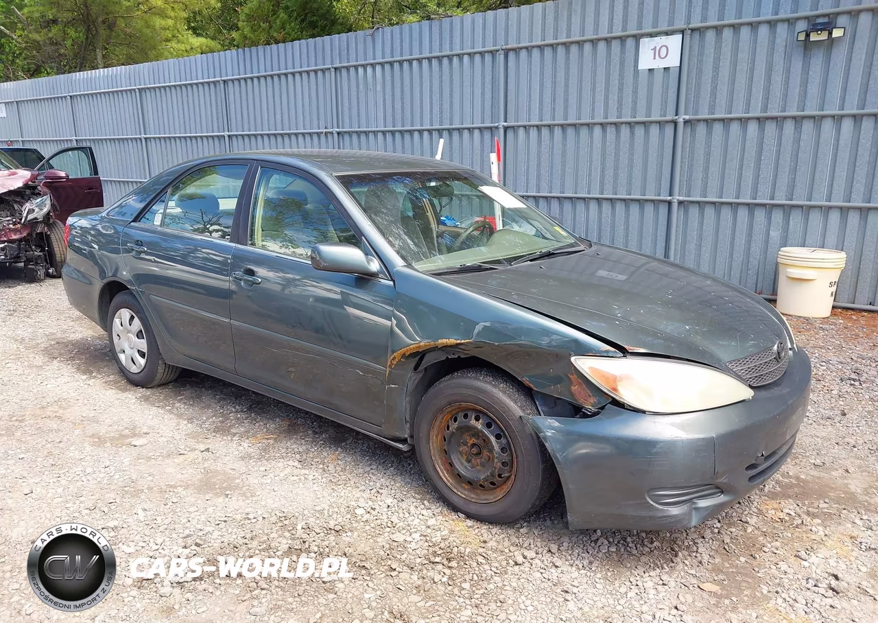 2004 Toyota Camry Le – zdjęcie 1 z 11