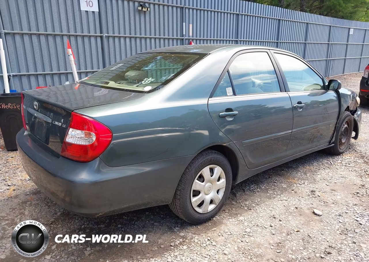 2004 Toyota Camry Le VIN:4T1BE32K24U368717 - 4