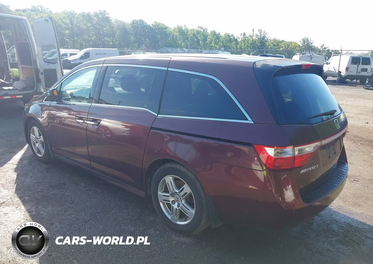 2012 Honda Odyssey Touring-Touring Elite VIN:5FNRL5H99CB117967 - 3