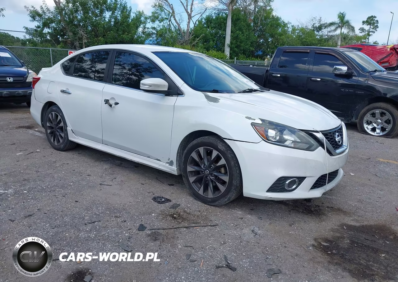 2017 Nissan Sentra Sr – zdjęcie 1 z 11