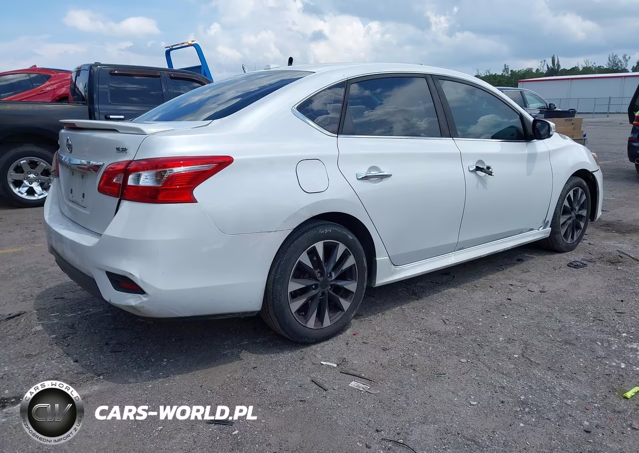 2017 Nissan Sentra Sr VIN:3N1AB7AP9HY240509 - 4