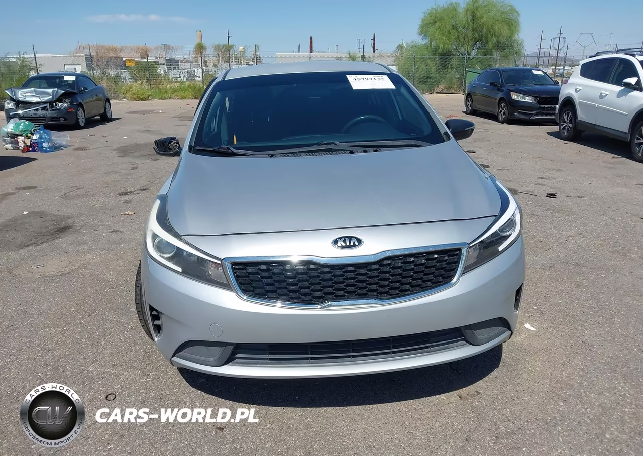 2017 Kia Forte Lx VIN:3KPFK4A74HE017779 - 12