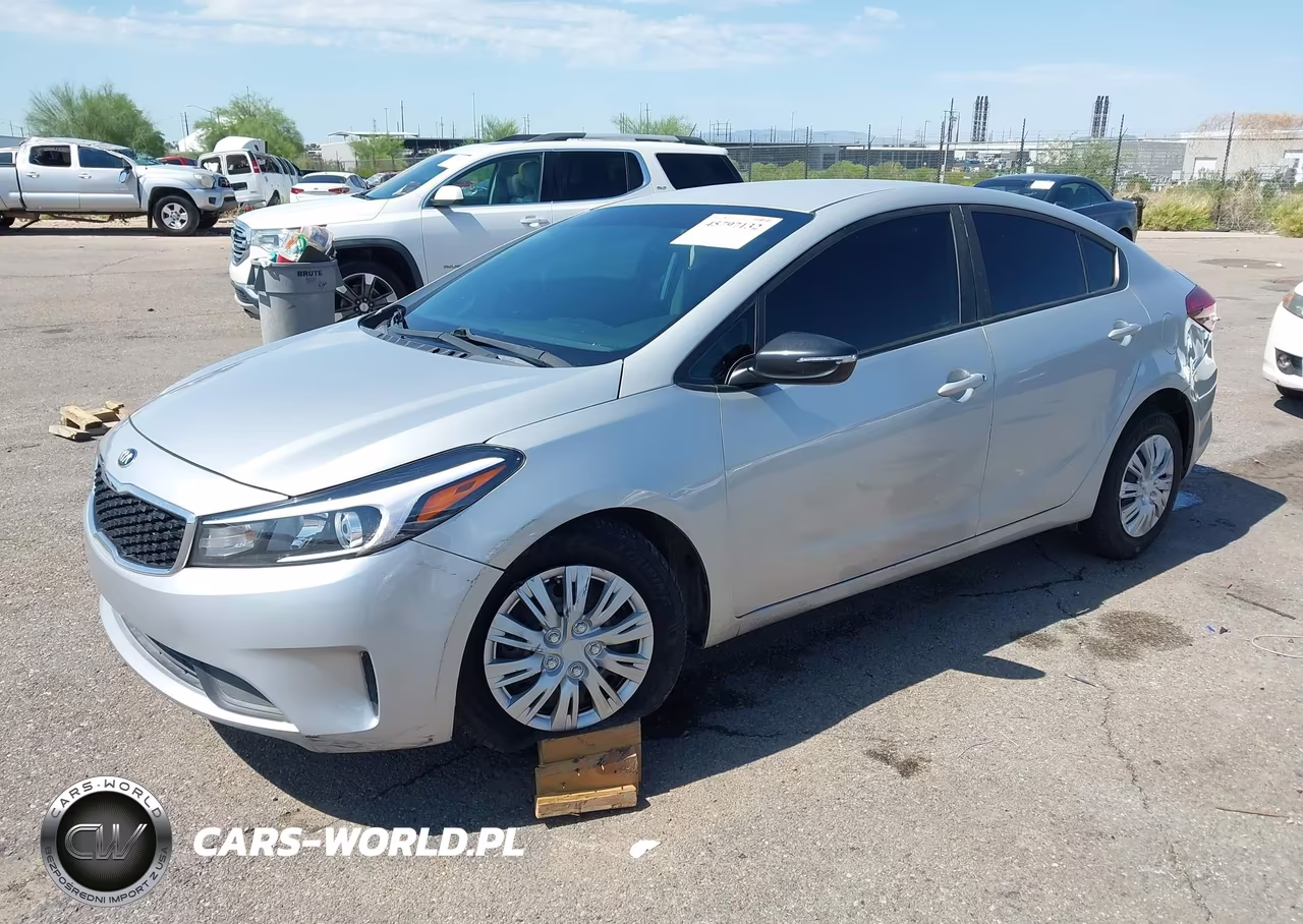 2017 Kia Forte Lx VIN:3KPFK4A74HE017779 - 2