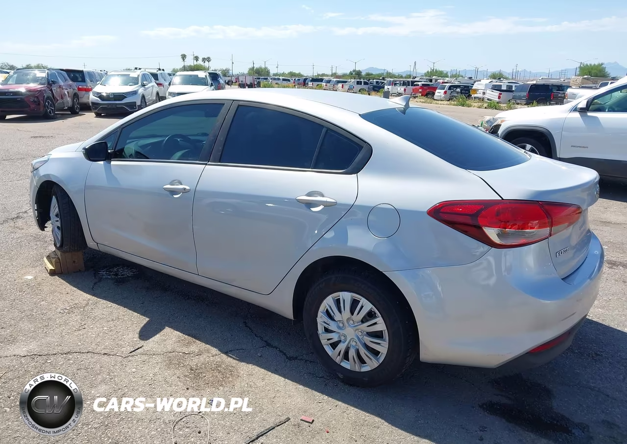 2017 Kia Forte Lx VIN:3KPFK4A74HE017779 - 3