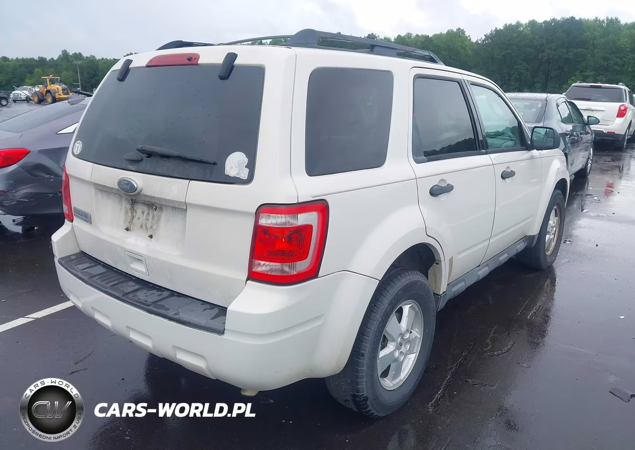 2012 Ford Escape Xlt VIN:1FMCU0D7XCKC51850 - 4