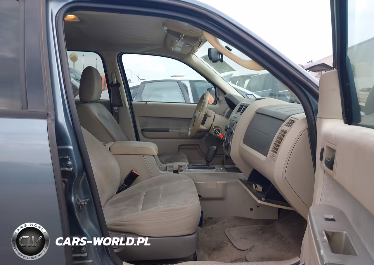 2011 Ford Escape Xlt VIN:1FMCU0DG6BKB45975 - 5