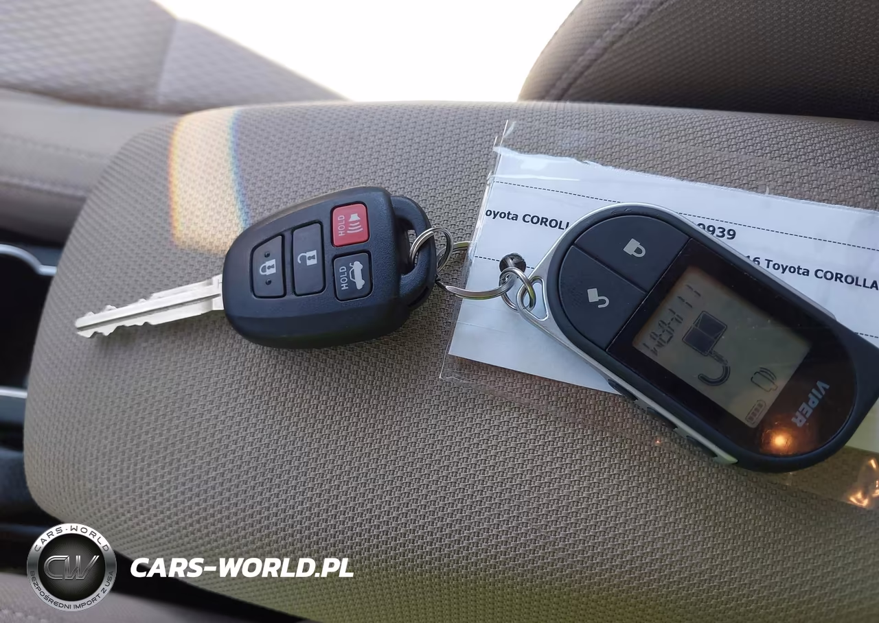 2016 Toyota Corolla Le Plus VIN:5YFBURHE6GP442301 - 11