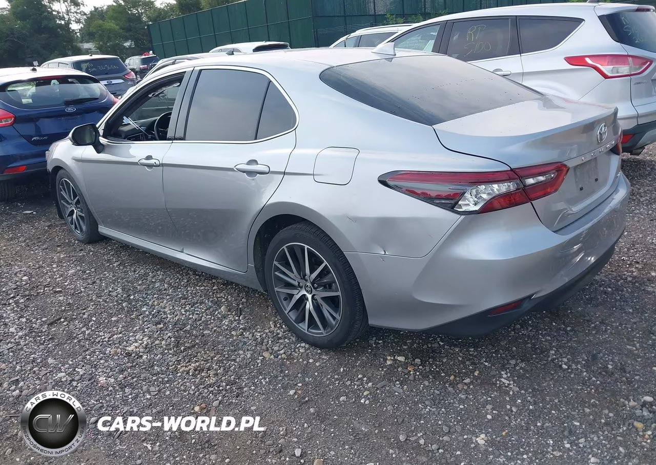 2024 Toyota Camry Xle VIN:4T1F11AK8RU226656 - 3
