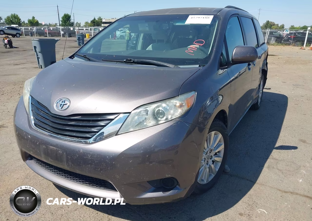 2012 Toyota Sienna Le 7 Passenger VIN:5TDJK3DC4CS045920 - 2
