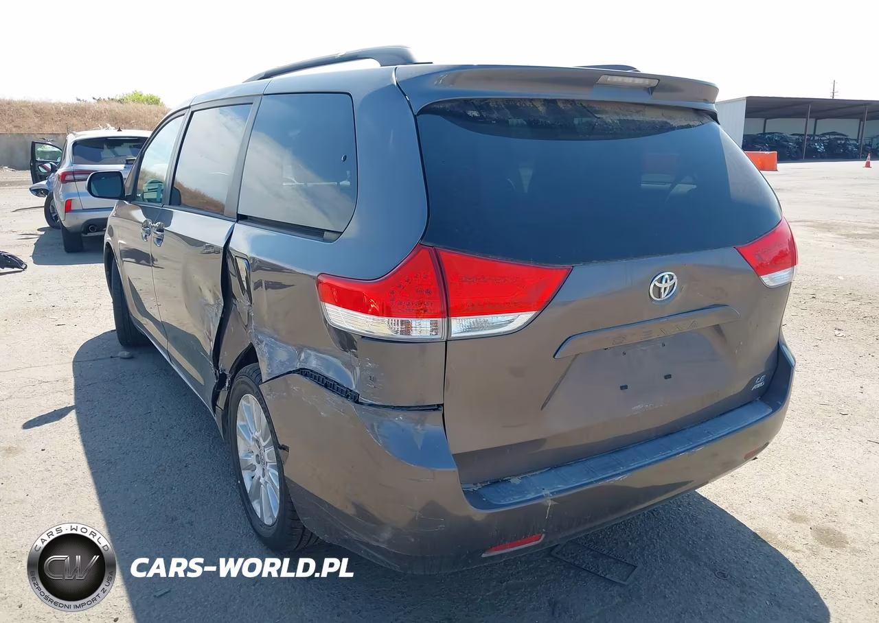 2012 Toyota Sienna Le 7 Passenger VIN:5TDJK3DC4CS045920 - 3