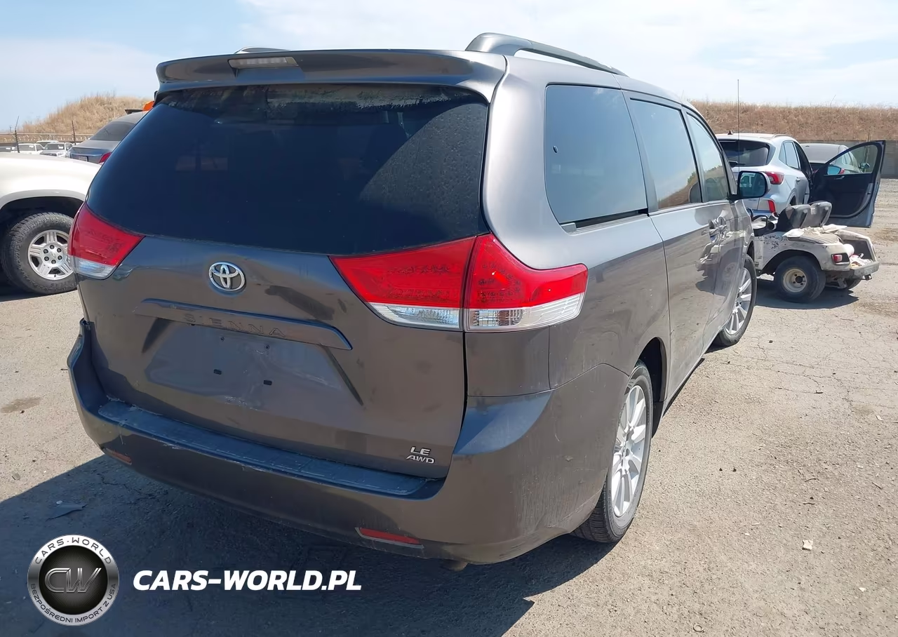 2012 Toyota Sienna Le 7 Passenger VIN:5TDJK3DC4CS045920 - 4