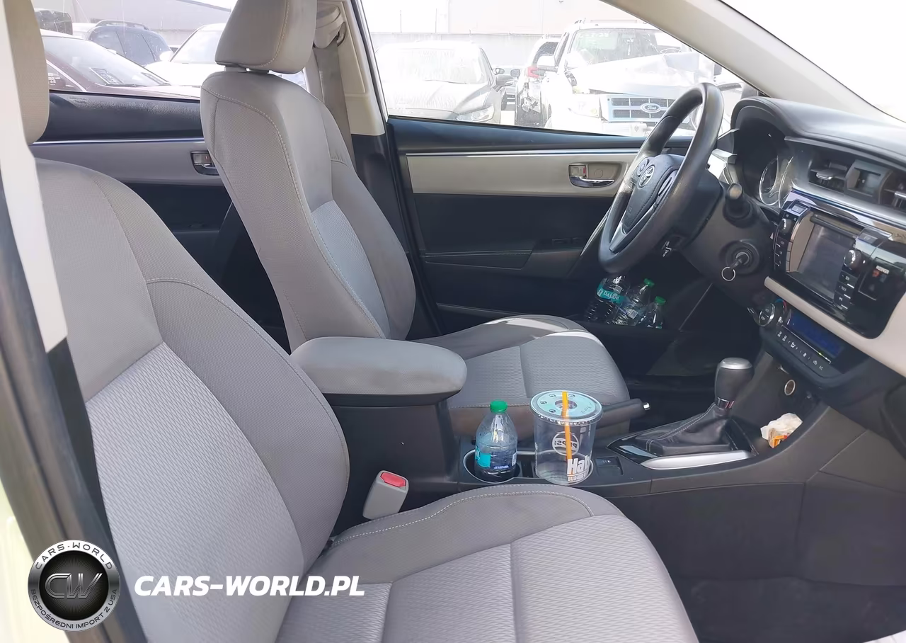 2015 Toyota Corolla Le Plus VIN:5YFBURHE3FP201679 - 5