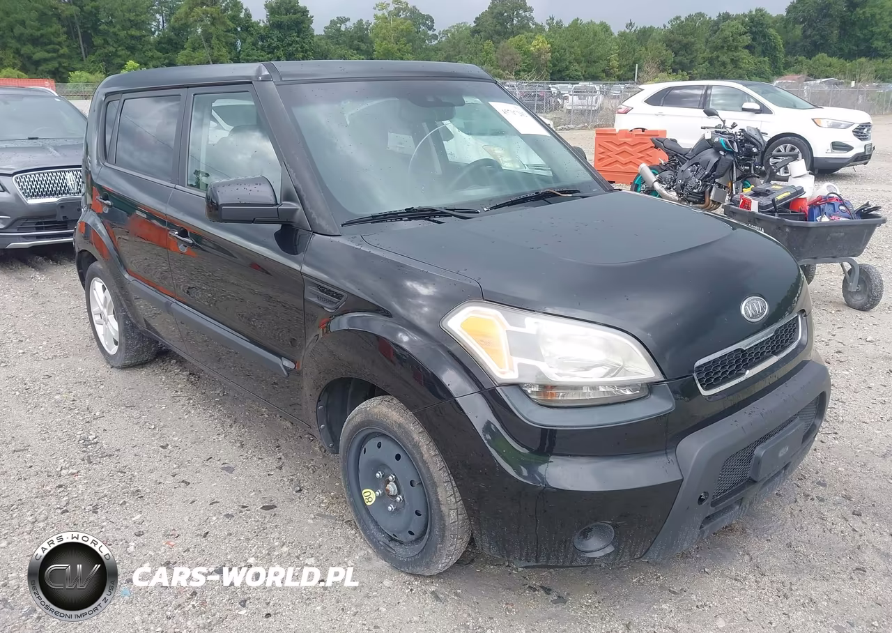 2011 Kia Soul +