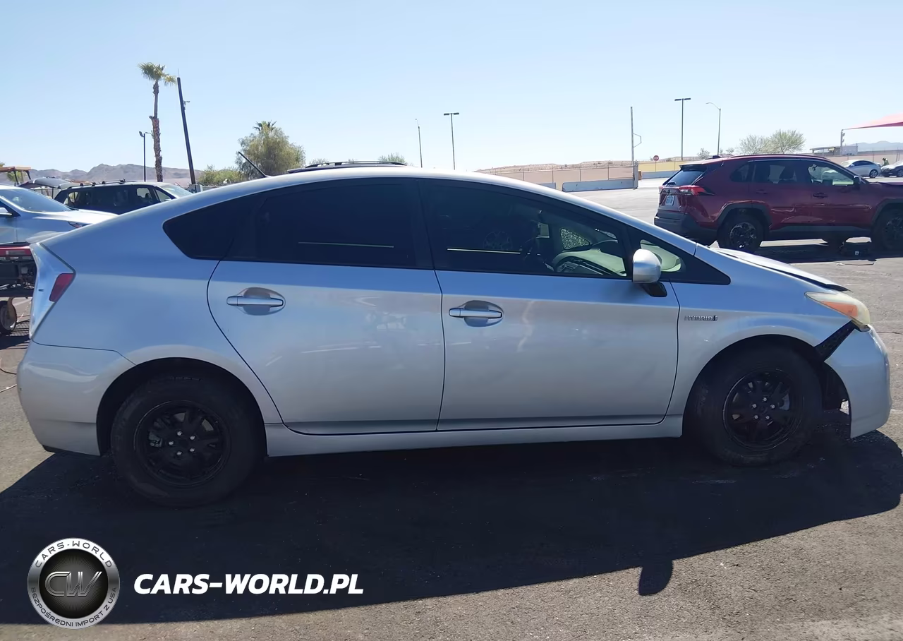 2012 Toyota Prius Three VIN:JTDKN3DU0C5444611 - 13