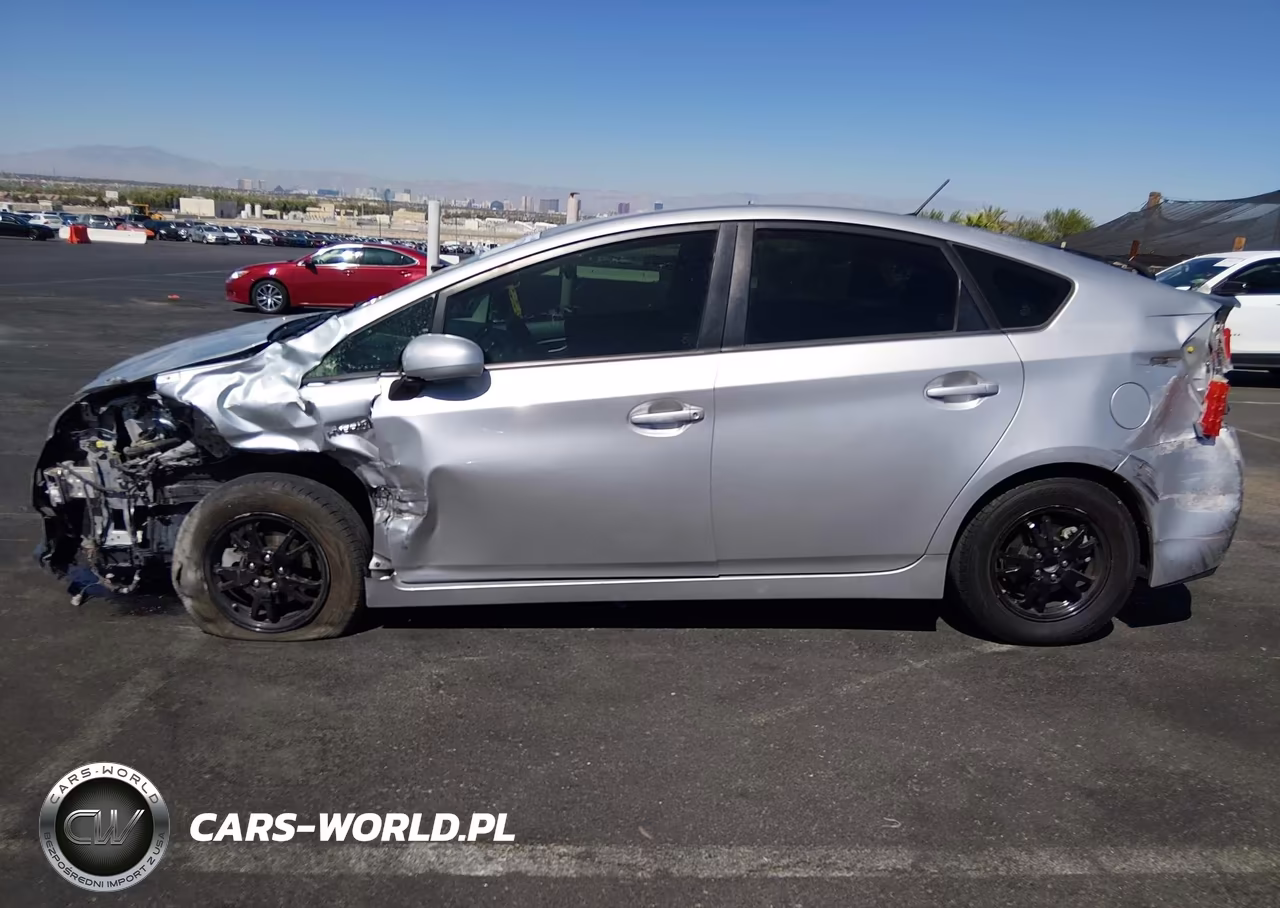 2012 Toyota Prius Three VIN:JTDKN3DU0C5444611 - 14